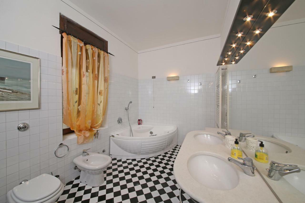 Appartamento Belvedere Gardone Riviera Bagian luar foto