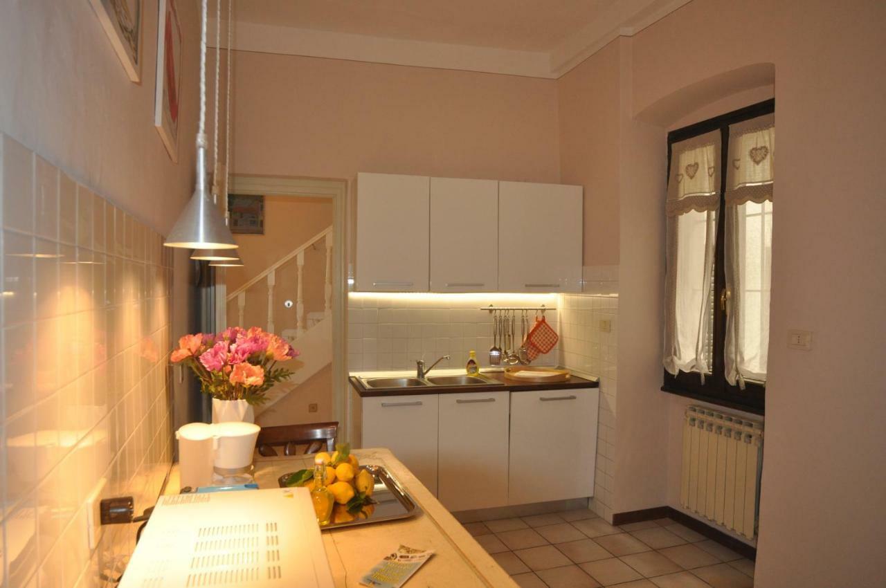 Appartamento Belvedere Gardone Riviera Bagian luar foto